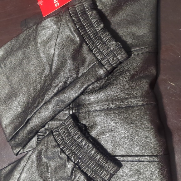 NWT Spanx faux leather joggers - Picture 11 of 12